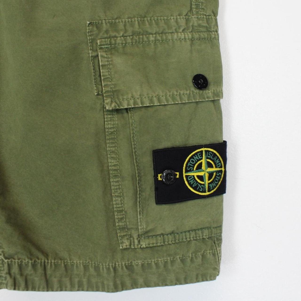 Stone Island SS 2022 Green Bermuda Cotton Cargo Shorts