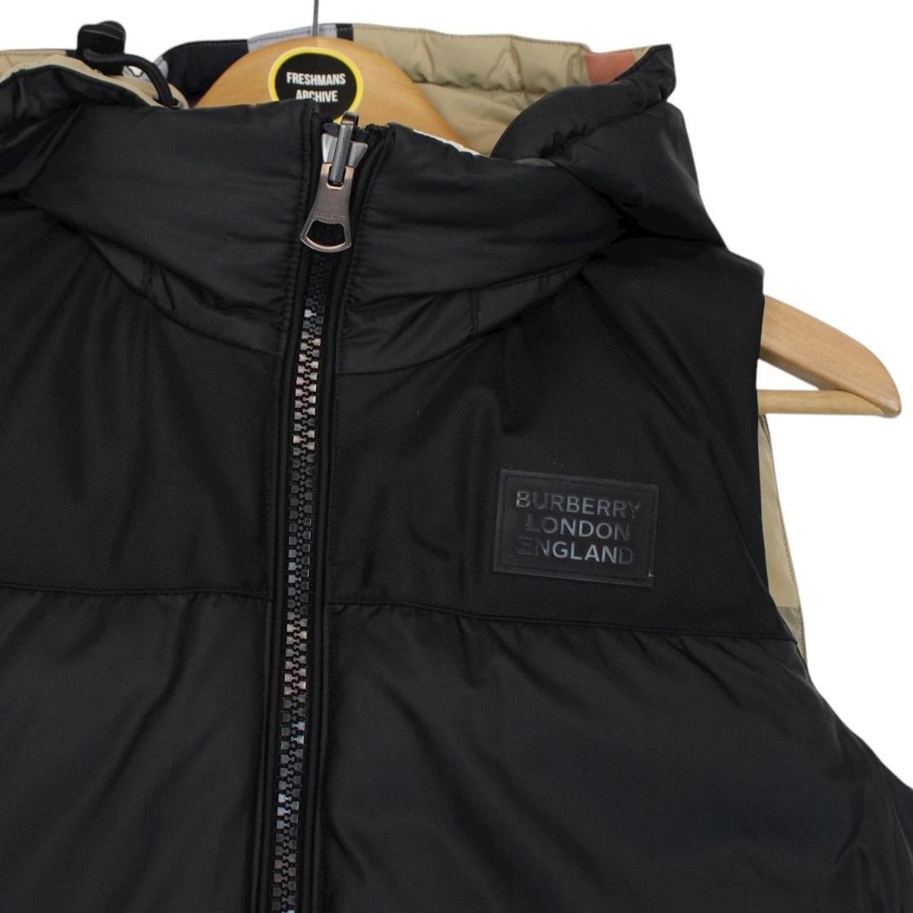 Burberry Oakham Beige and Black Nova Check Reversible Hooded Down Gilet /