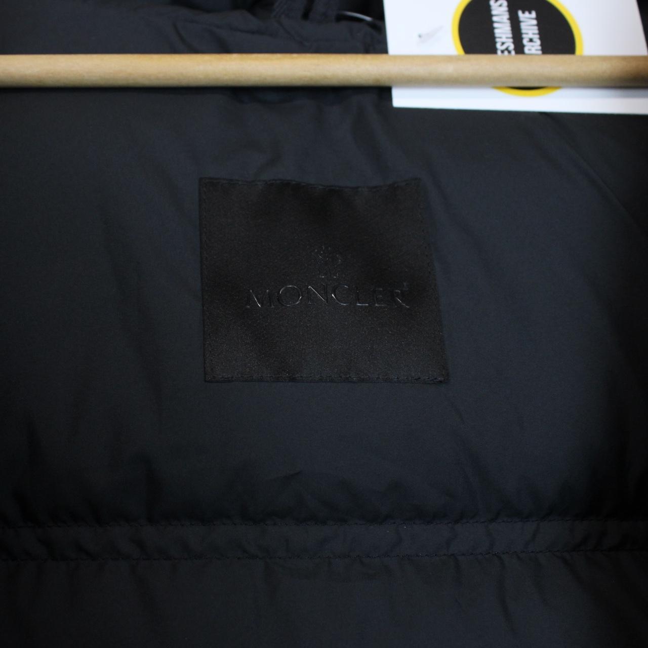 Moncler Tamega Navy Blue Hooded Down Gilet / Bodywarmer