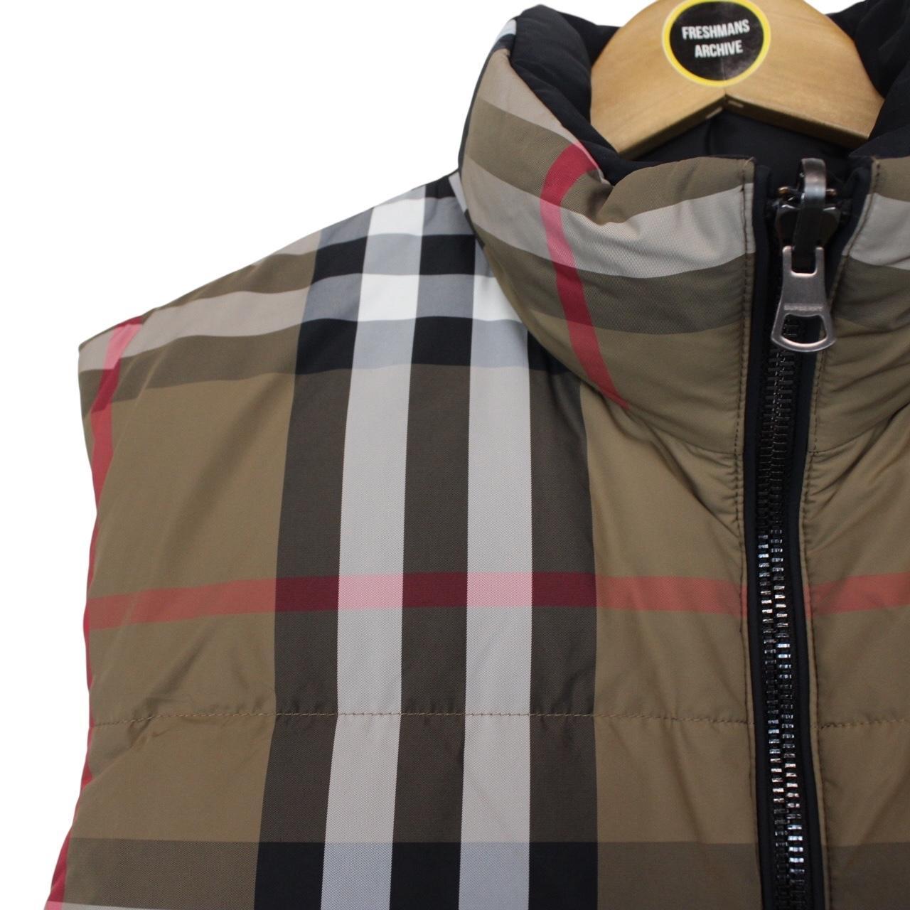 Burberry ‘Lowick’ Brown and Black Reversible Nylon Down Gilet / Bodywarmer