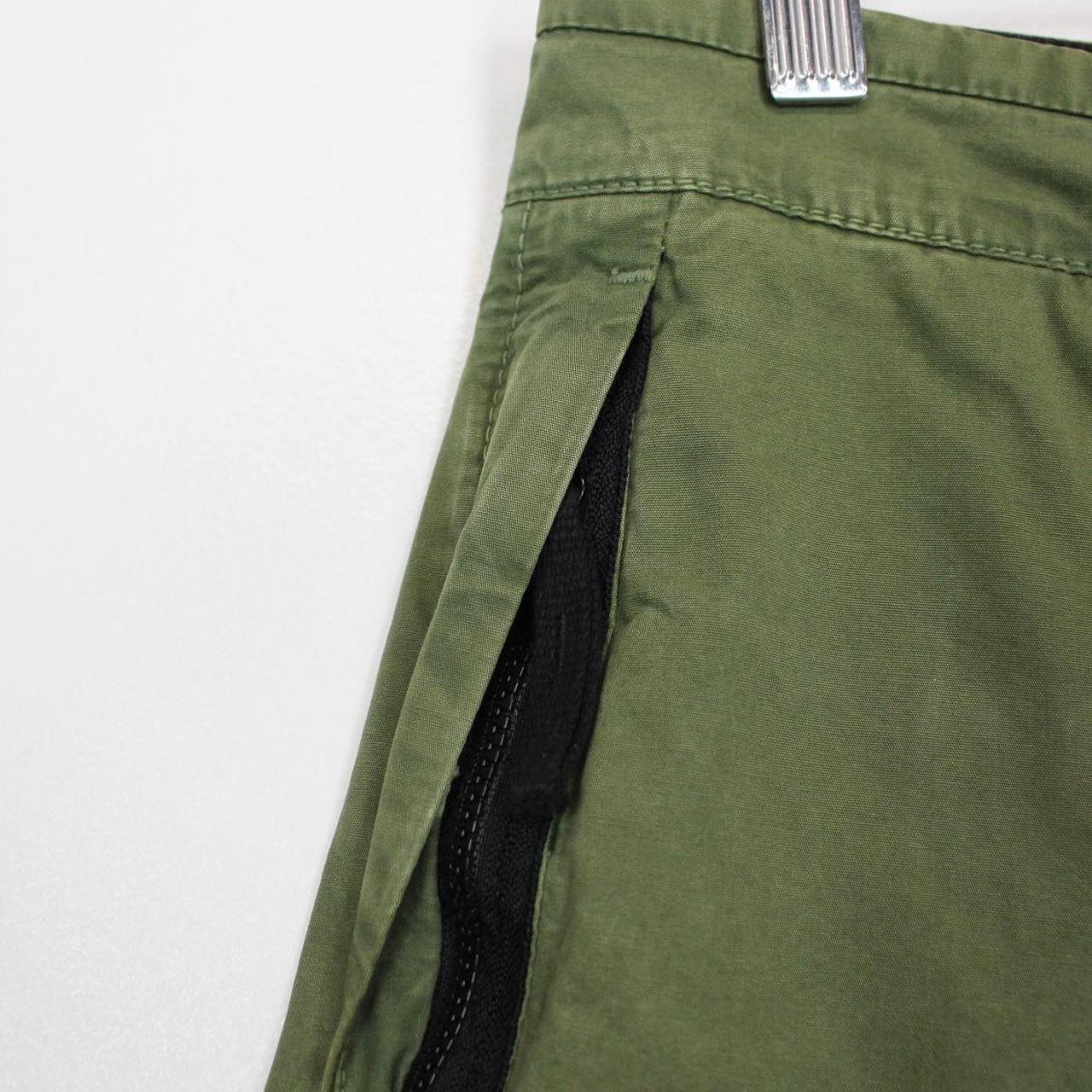Stone Island SS 2022 Green Bermuda Cotton Cargo Shorts