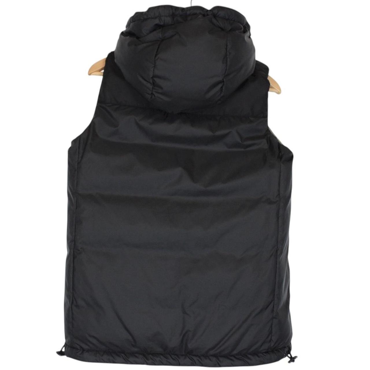 Burberry Oakham Beige and Black Nova Check Reversible Hooded Down Gilet /