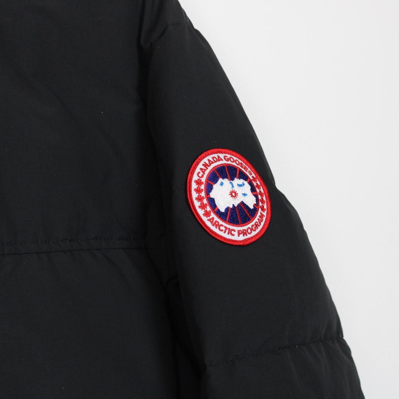 Canada Goose Black Full Zip Hybridge Down Jacket