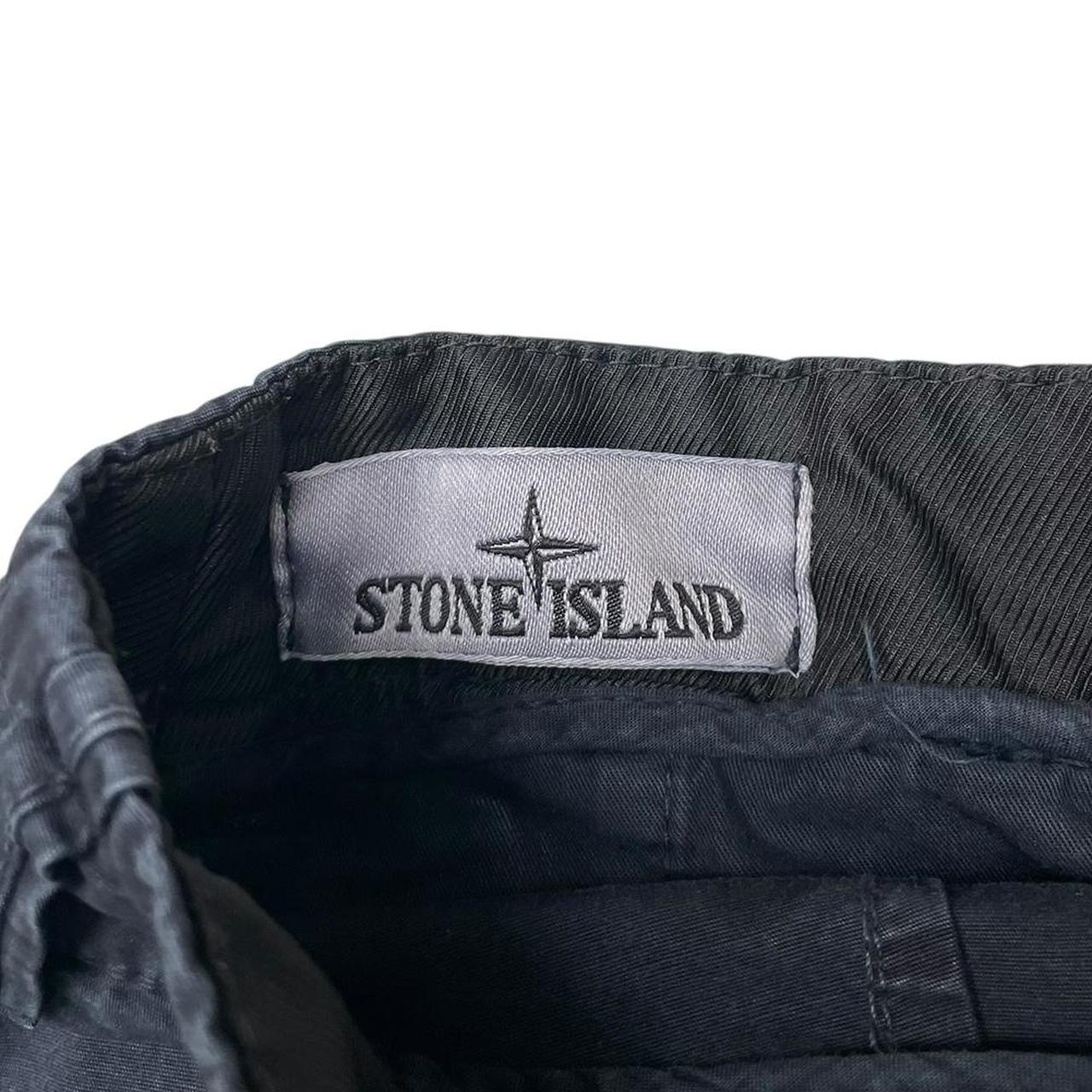 Stone Island SS 2024 Navy Blue Bermuda Cotton Cargo Shorts