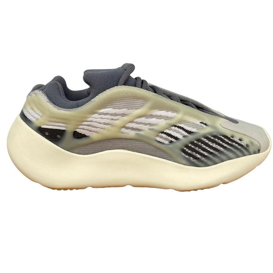 Yeezy 700 V3 Fade Salt Trainers