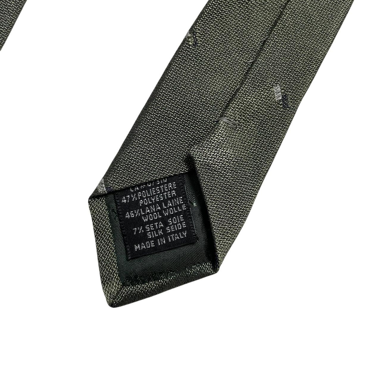Armani vintage tie wool/polyester blend, dark pattern with subtle logo detail.