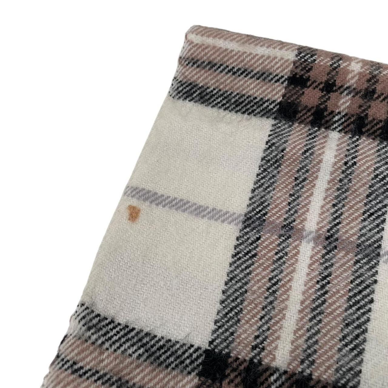 Vintage 90s Burberry Cream Nova Check Lambswool Scarf