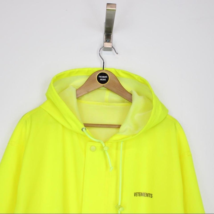 Vetements Iconic Logo Raincoat Medium Freshmans Archive