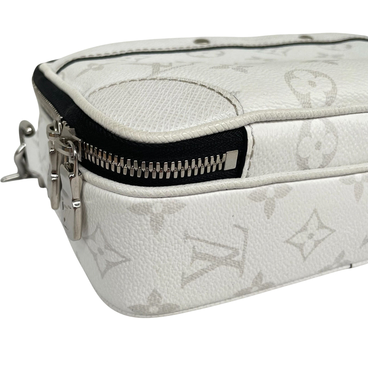 Louis Vuitton Alpha Taigarama Messenger Shoulder Bag