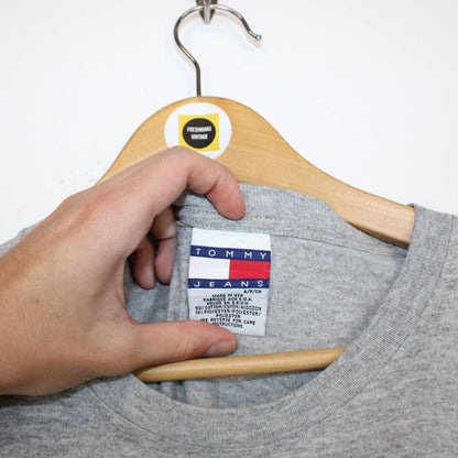 Vintage Tommy Hilfiger T-Shirt Small