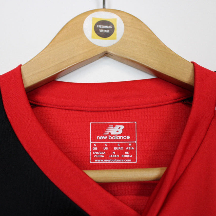Vintage 2015-16 Liverpool Shirt Small