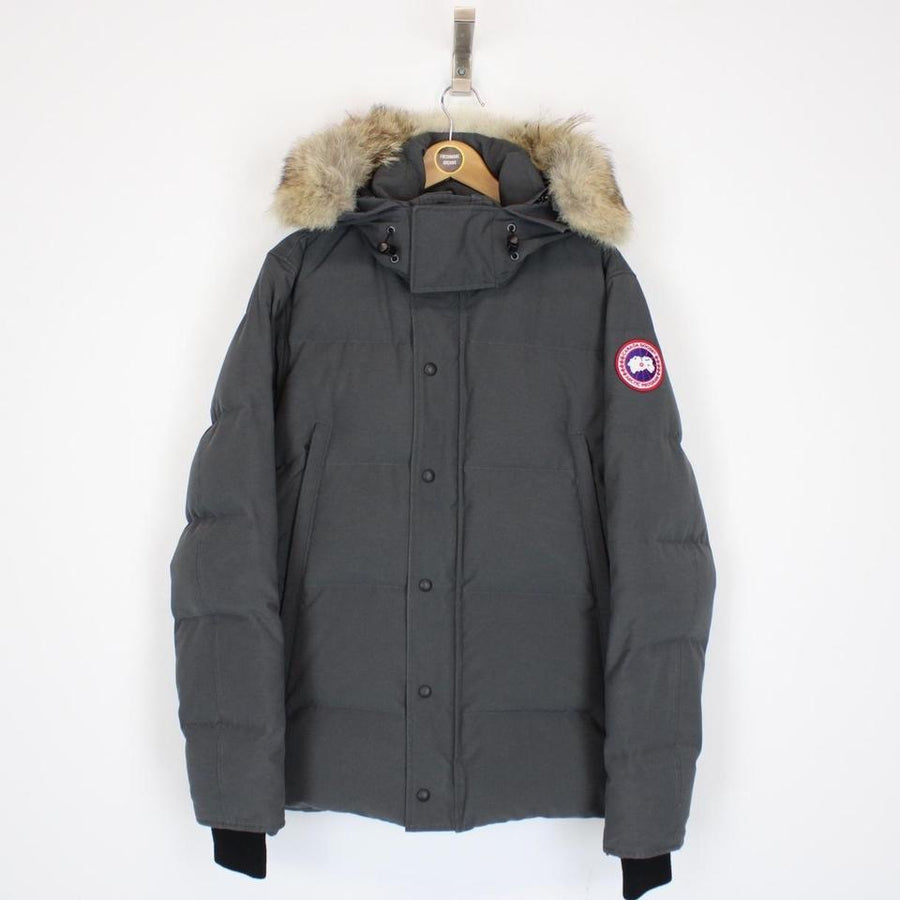 Canada goose wyndham parka graphite small deals