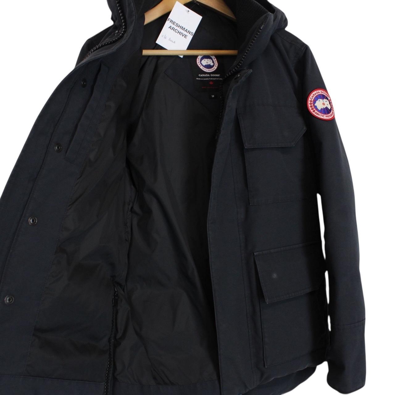 Canada Goose Navy Blue Full Zip Maitland Down Jacket