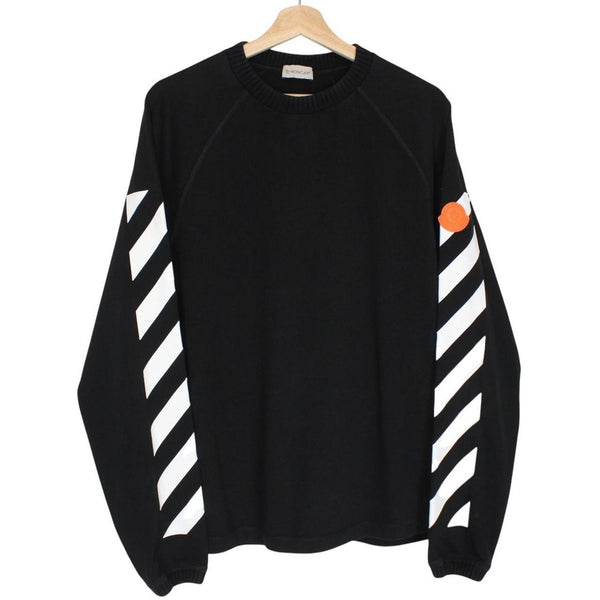 Moncler black and white cotton sweatshirt featuring logo print and good condition.