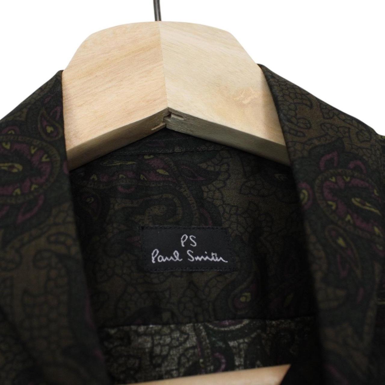 Paul Smith khaki green long sleeve shirt with paisley print and cotton material.