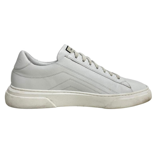 Valentino black and white trainers calfskin leather with logo detail and scuffed soles.