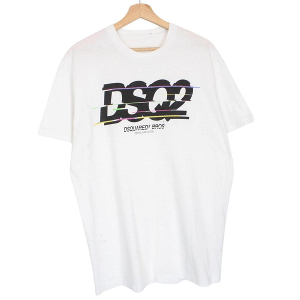Dsquared2 white short sleeve cotton t-shirt with DSQ2 logo print and pocket detail.