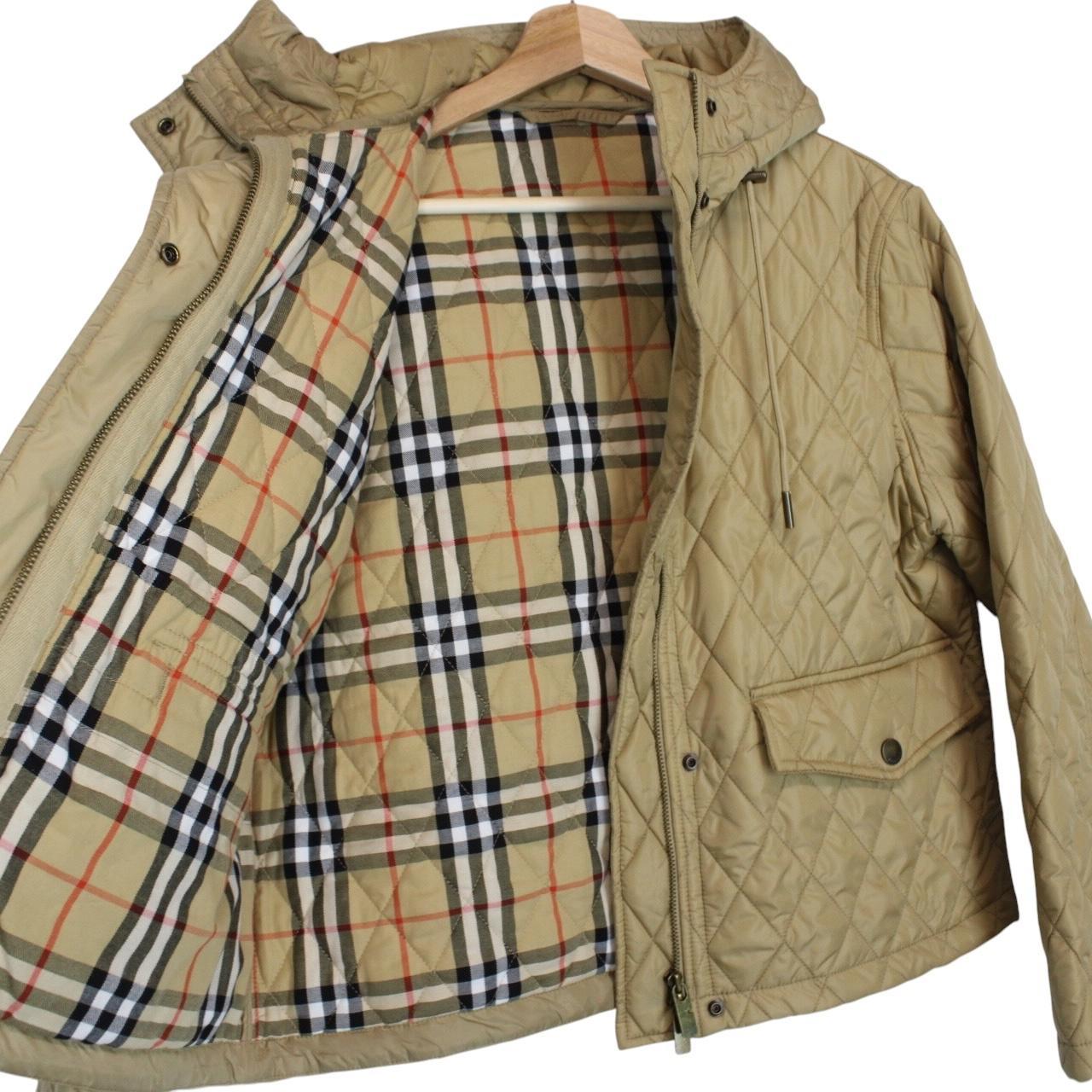 Burberry beige cropped nylon jacket with Nova Check pattern and diamond quilted design.