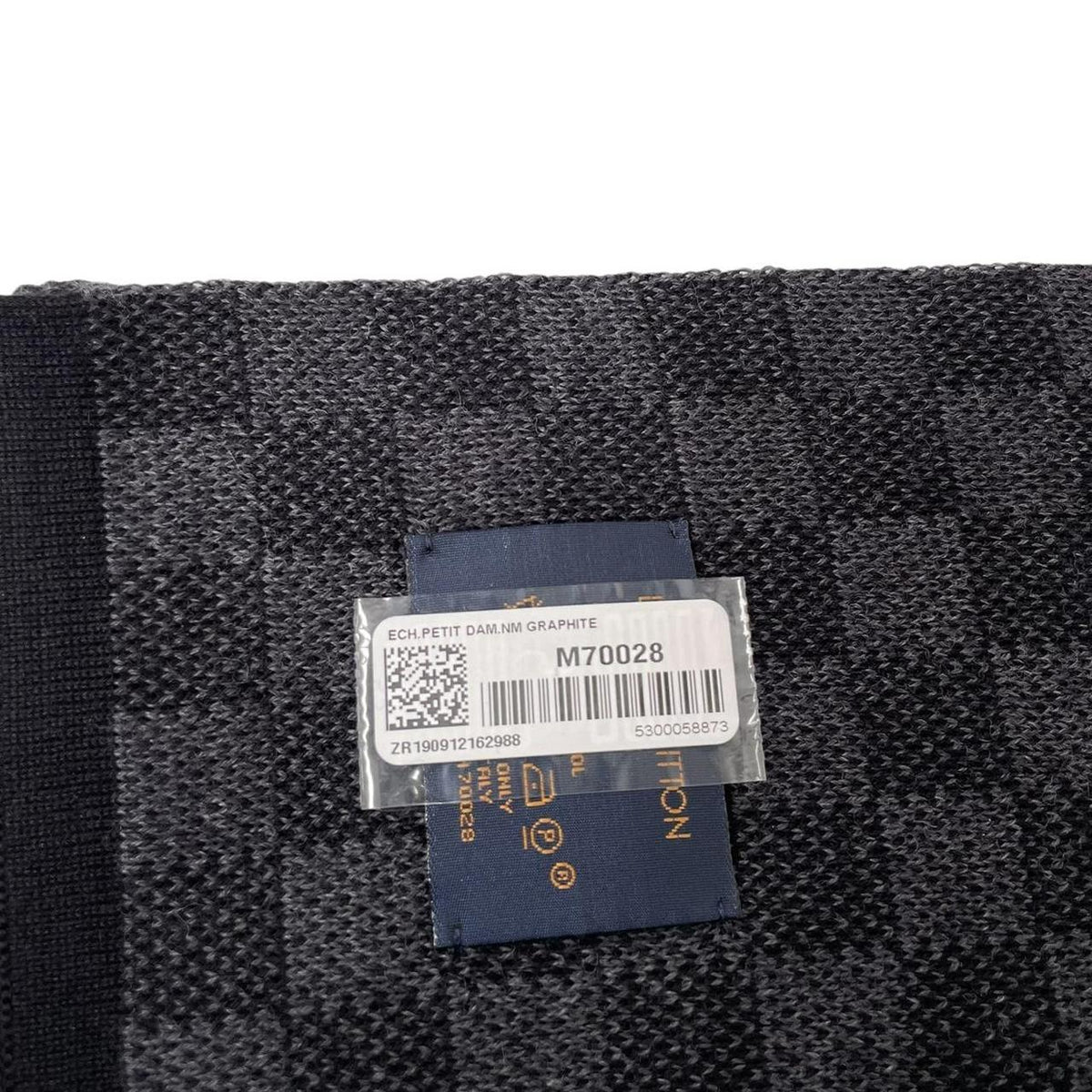Louis Vuitton wool scarf black grey Damier pattern with tags and logo.