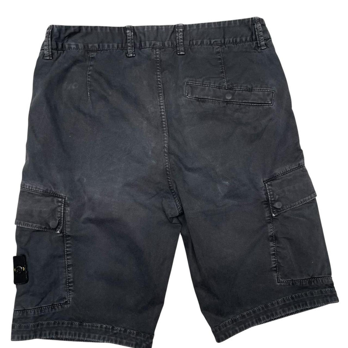 Stone Island black cargo shorts with logo patch and cotton fabric.