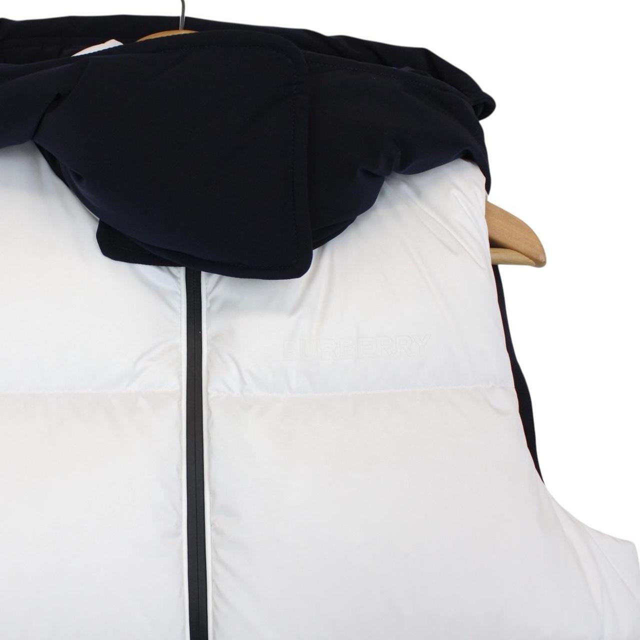 Burberry Optic White Lingdale Down Hooded Gilet / Bodywarmer