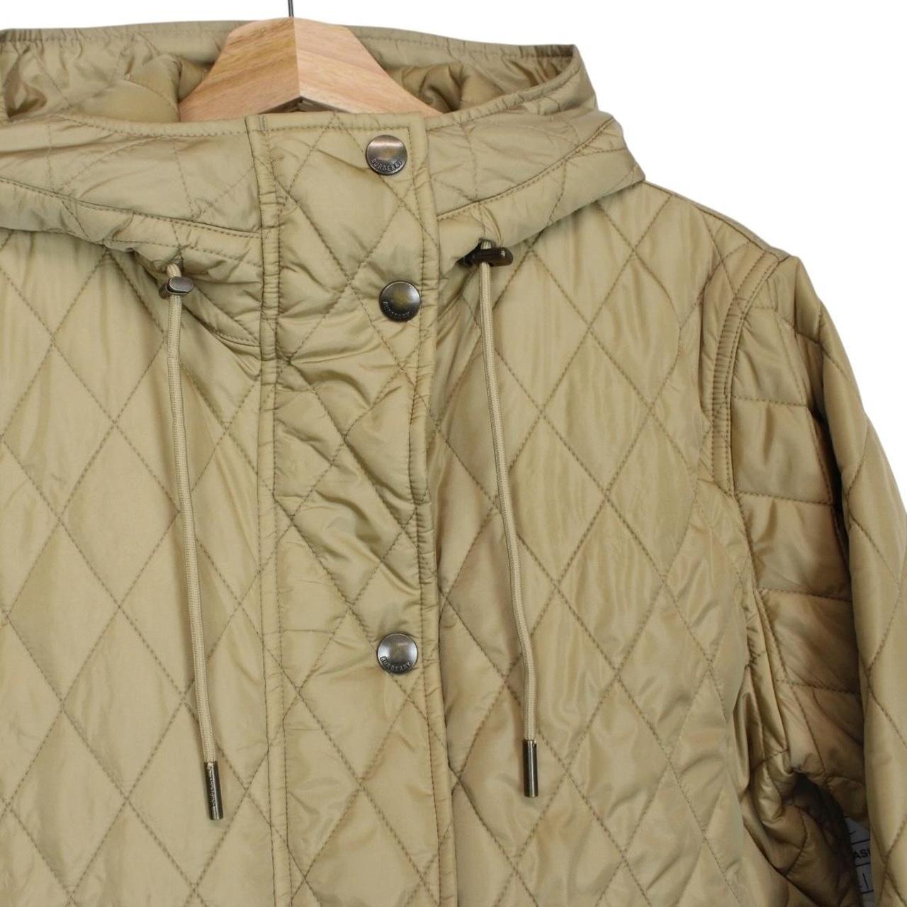 Burberry beige cropped nylon jacket with Nova Check pattern and diamond quilted design.
