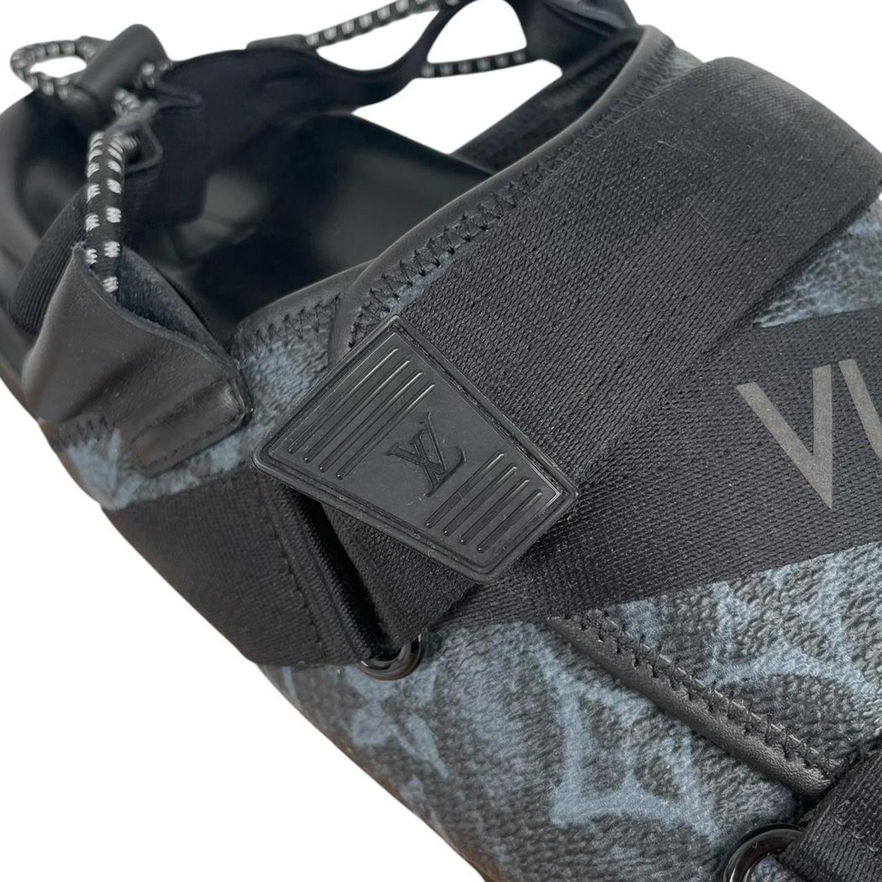 Louis Vuitton LV Monogram Navy Blue and Black Leather Honolulu Mule Sandals