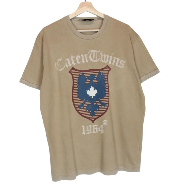 Dsquared2 tan brown pocket t-shirt featuring Caten twins print and cotton material.