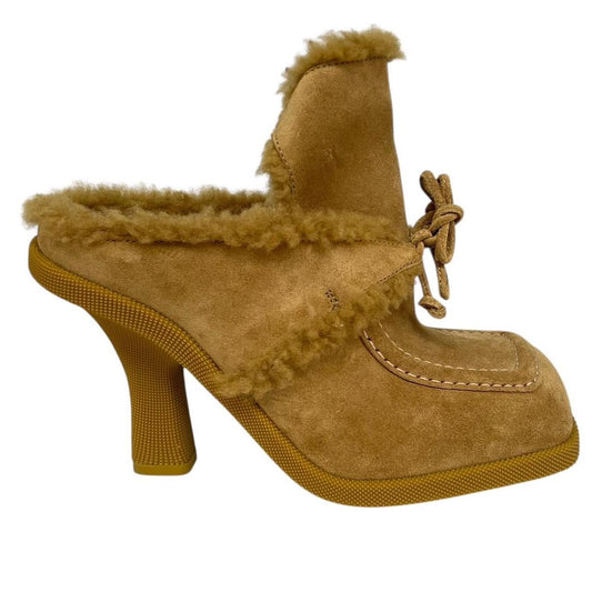 Burberry Tan Brown Highland Shearling Trim Suede Heeled Mules