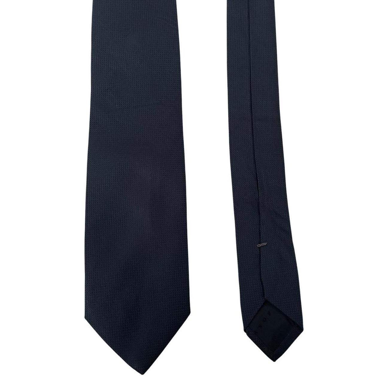 Hugo Boss Navy Blue Silk Silk Tie
