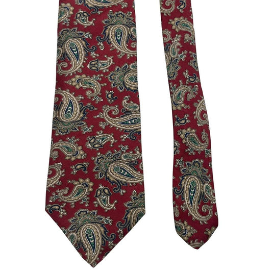 Givenchy burgundy tie with paisley pattern, made of polyester, excellent condition.