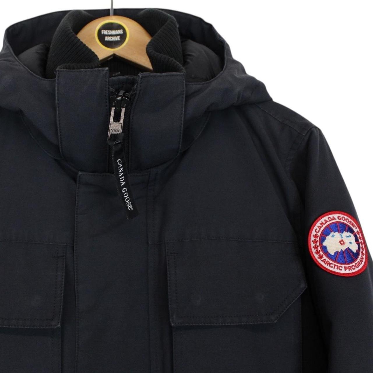 Canada Goose Navy Blue Full Zip Maitland Down Jacket