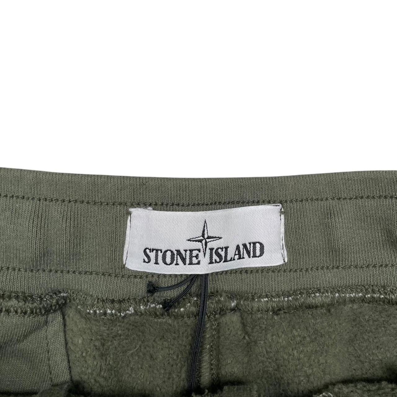 Stone Island AW 2021 Green Teddy Fleece Cotton Cargo Shorts