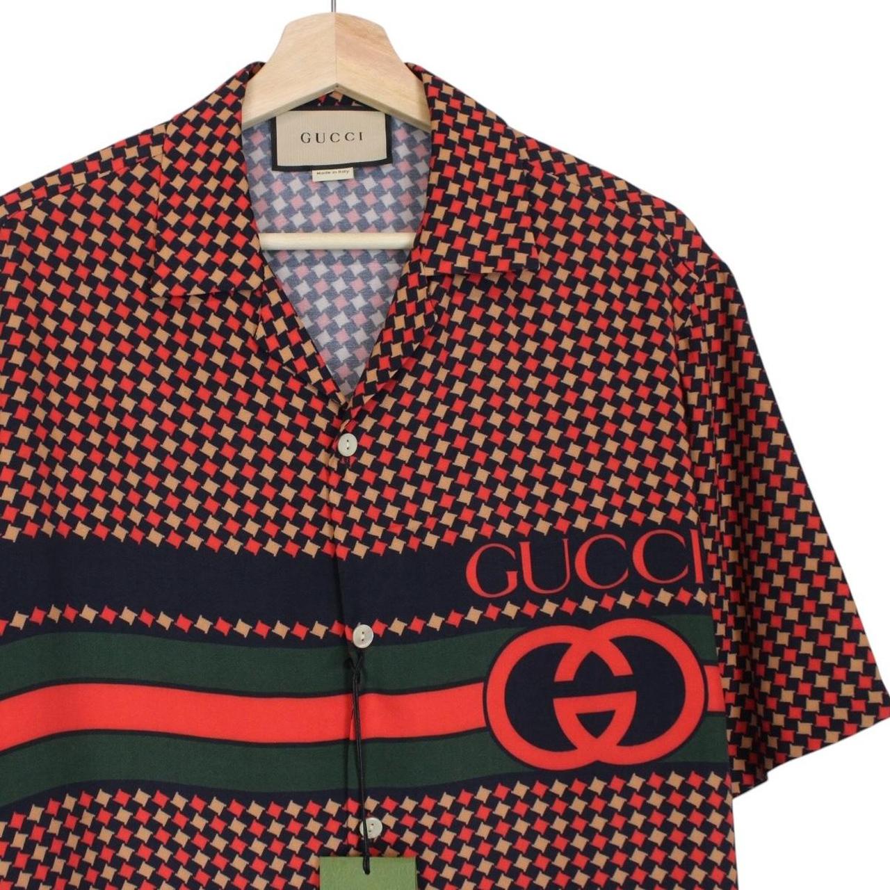 Gucci silk short sleeve bowling shirt in red and navy blue houndstooth pattern.