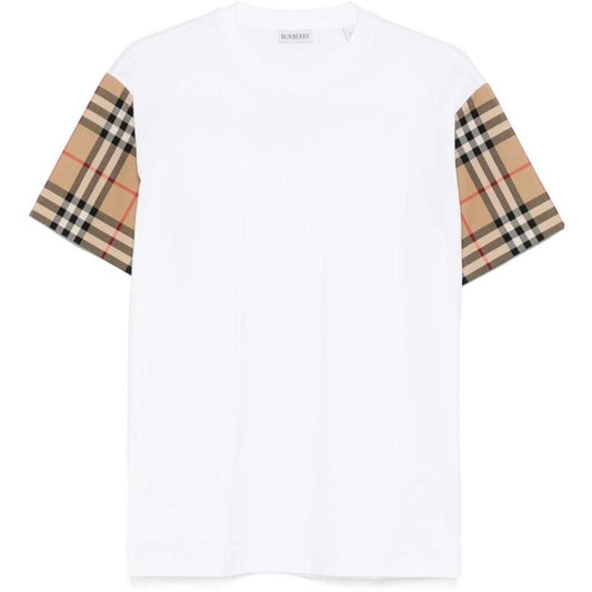 Burberry white pocket t-shirt with Nova Check pattern and logo detail.
