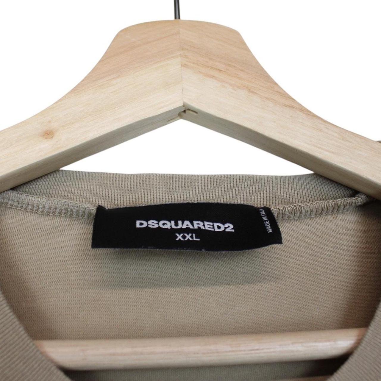Dsquared2 tan brown pocket t-shirt featuring Caten twins print and cotton material.