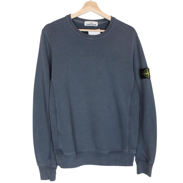 Stone Island navy blue cotton sweatshirt with embroidered logo and ribbed cuffs.