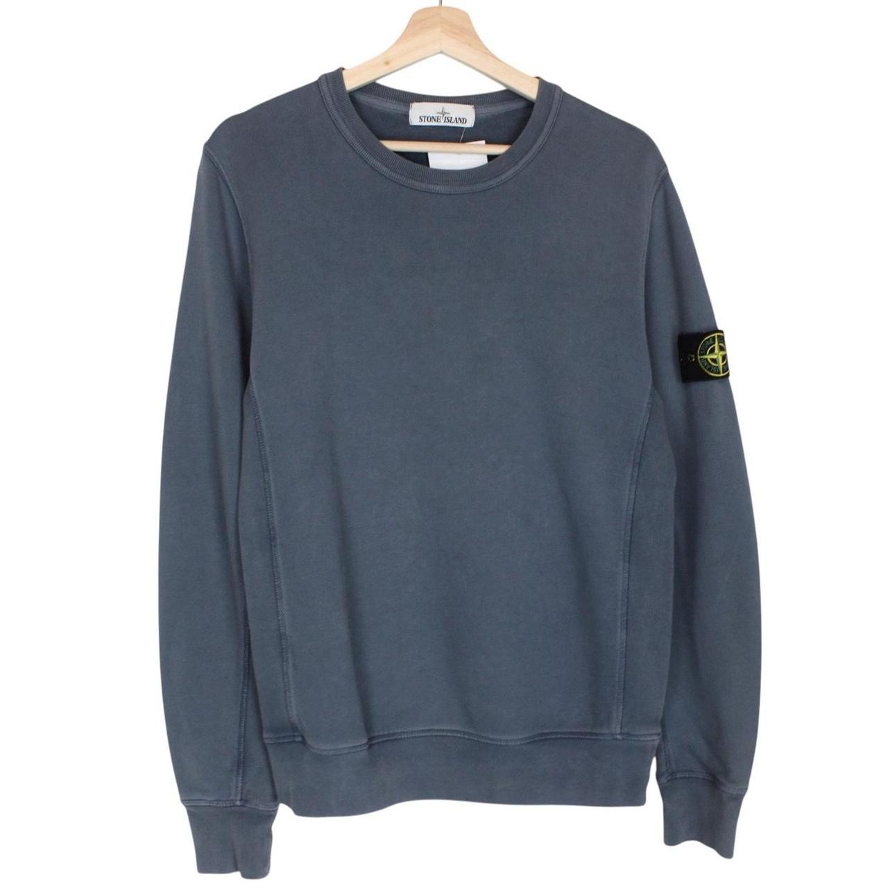 Stone Island navy blue cotton sweatshirt with embroidered logo and ribbed cuffs.