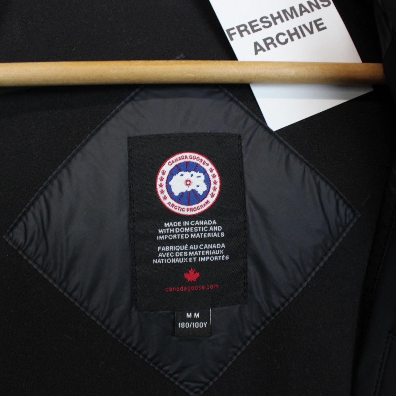 Canada Goose Black Hybridge Weyburn Down Hoodie Jacket