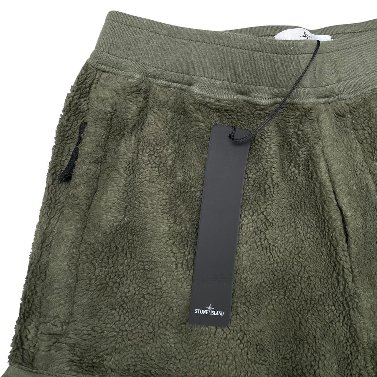 Stone Island AW 2021 Green Teddy Fleece Cotton Cargo Shorts