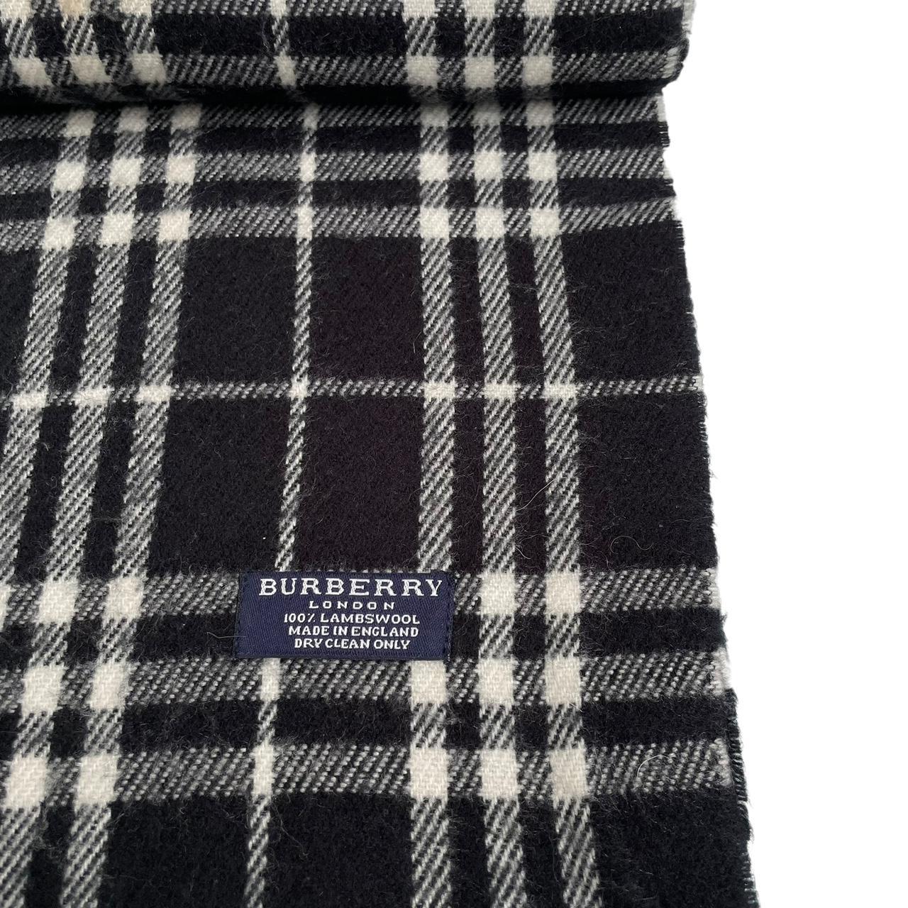 Vintage 90s Burberry Black and White Nova Check Lambswool Scarf