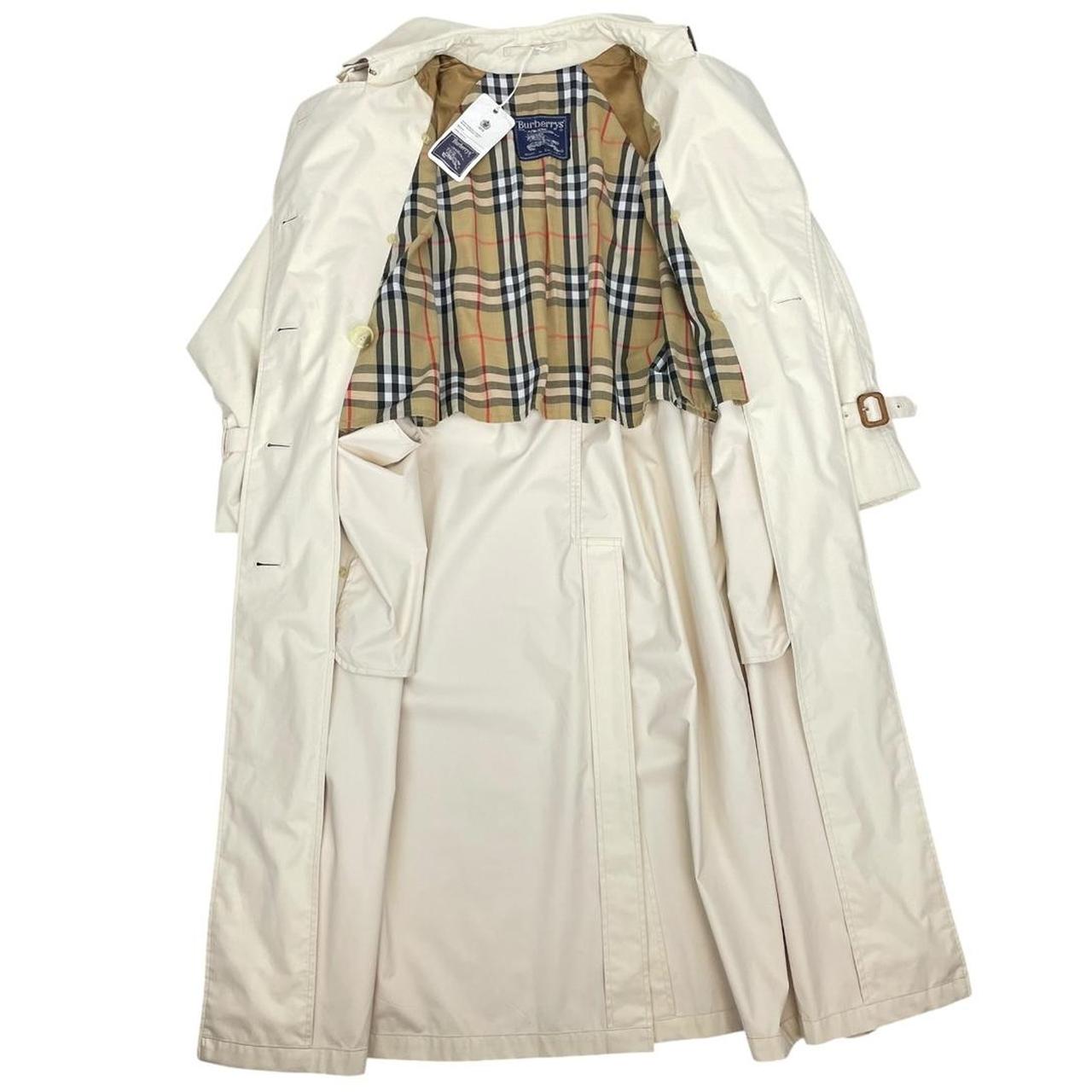 Vintage 90s Burberry Deadstock Cream Double Breasted Belted Trench Coat