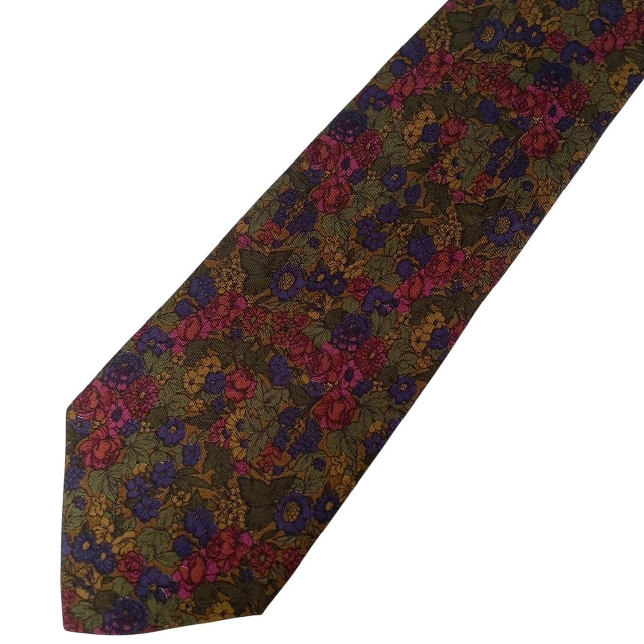 Vintage 90s Aquasctum Multicoloured Floral Silk Tie