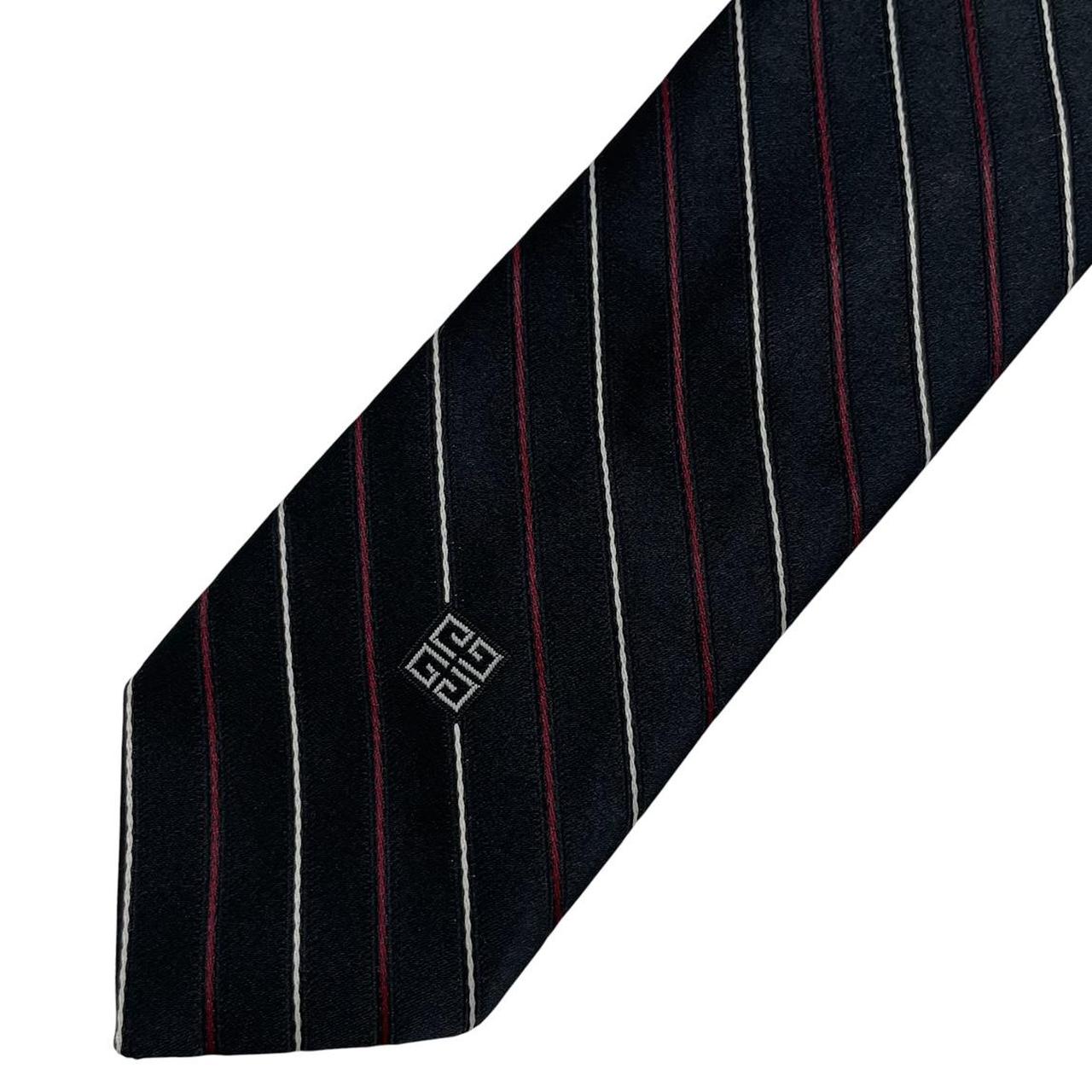 Second Hand Givenchy - Vintage, Pre Loved, Used - Freshmans Archive