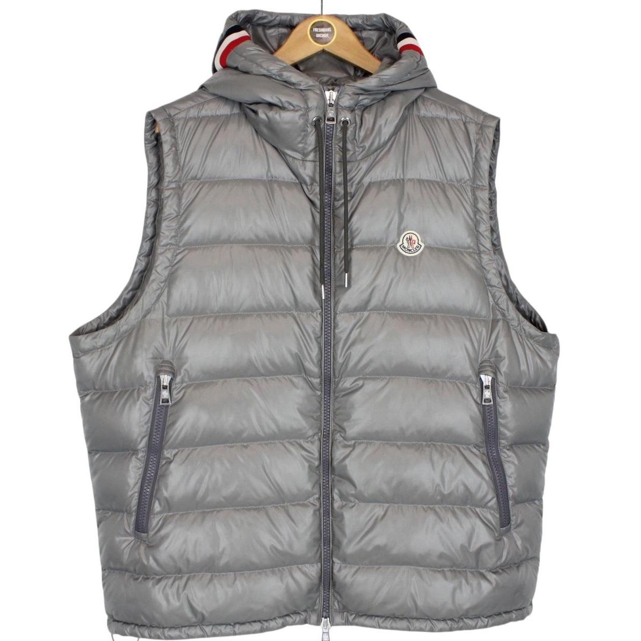 Moncler Grey Down Lanoux Hooded Gilet / Bodywarmer Jacket