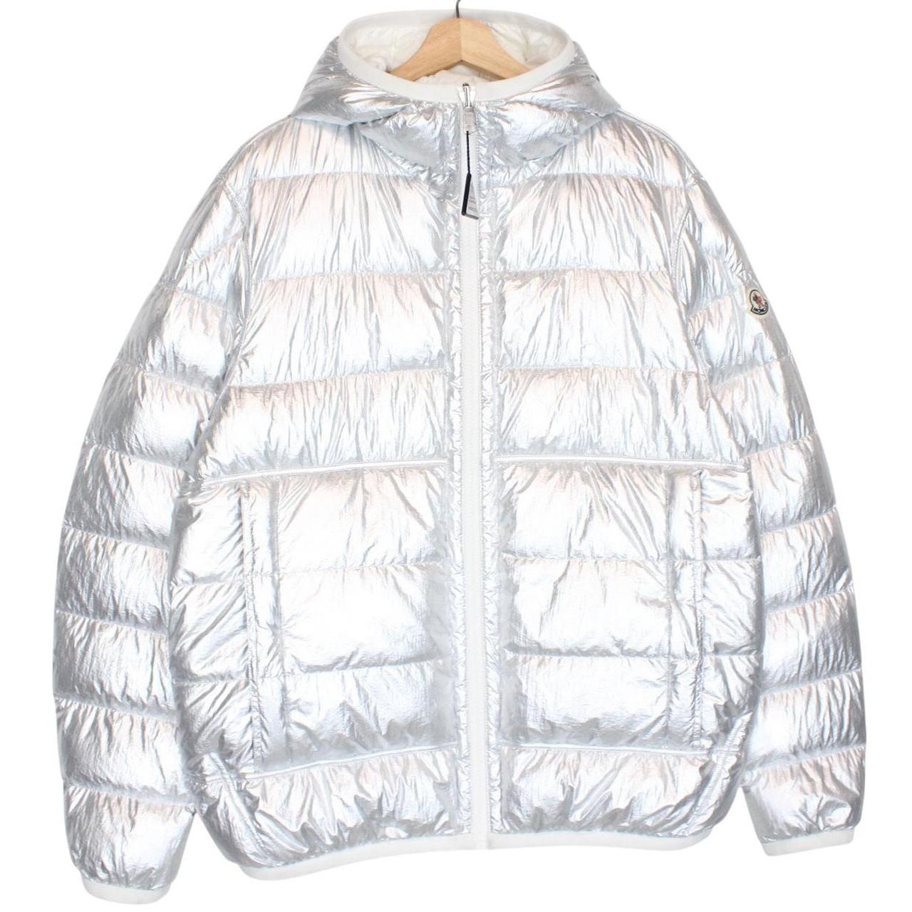Moncler white and silver reversible down jacket with full zip and hood.