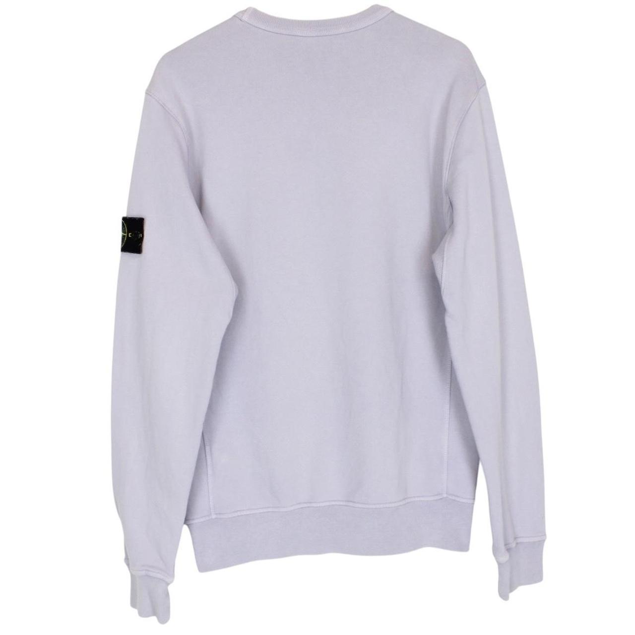Stone Island lilac purple cotton sweatshirt with logo patch and ribbed cuffs.