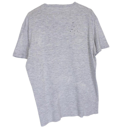 Dsquared2 grey pocket t-shirt with distressed logo print and cotton material.