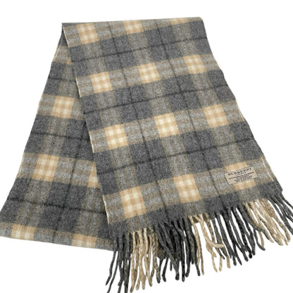 Burberry grey scarf featuring iconic Nova Check pattern in lambswool blend.