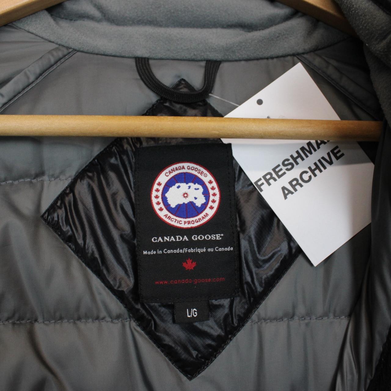 Canada Goose Black Hybridge Lite Full Zip Down Jacket